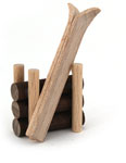 Bild vom Artikel Holzstapel mit Ski (A)